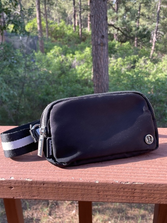 lululemon athletica Handbags - Lululemon OG Everywhere Crossbody Bag 1L Black & White Striped Strap